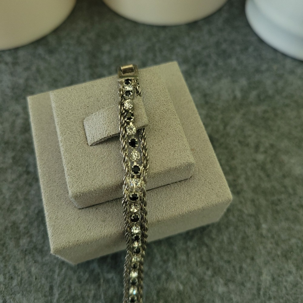 Silver-Tone Multi-Strand Rhinestone Rope Chain Bracelet 7" - Picture 6 of 6